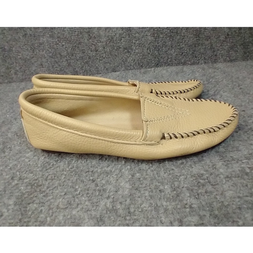 Minnetonka Moccasin Flats Women Size 7 Tan Leather Whipstitch Slip On Shoes